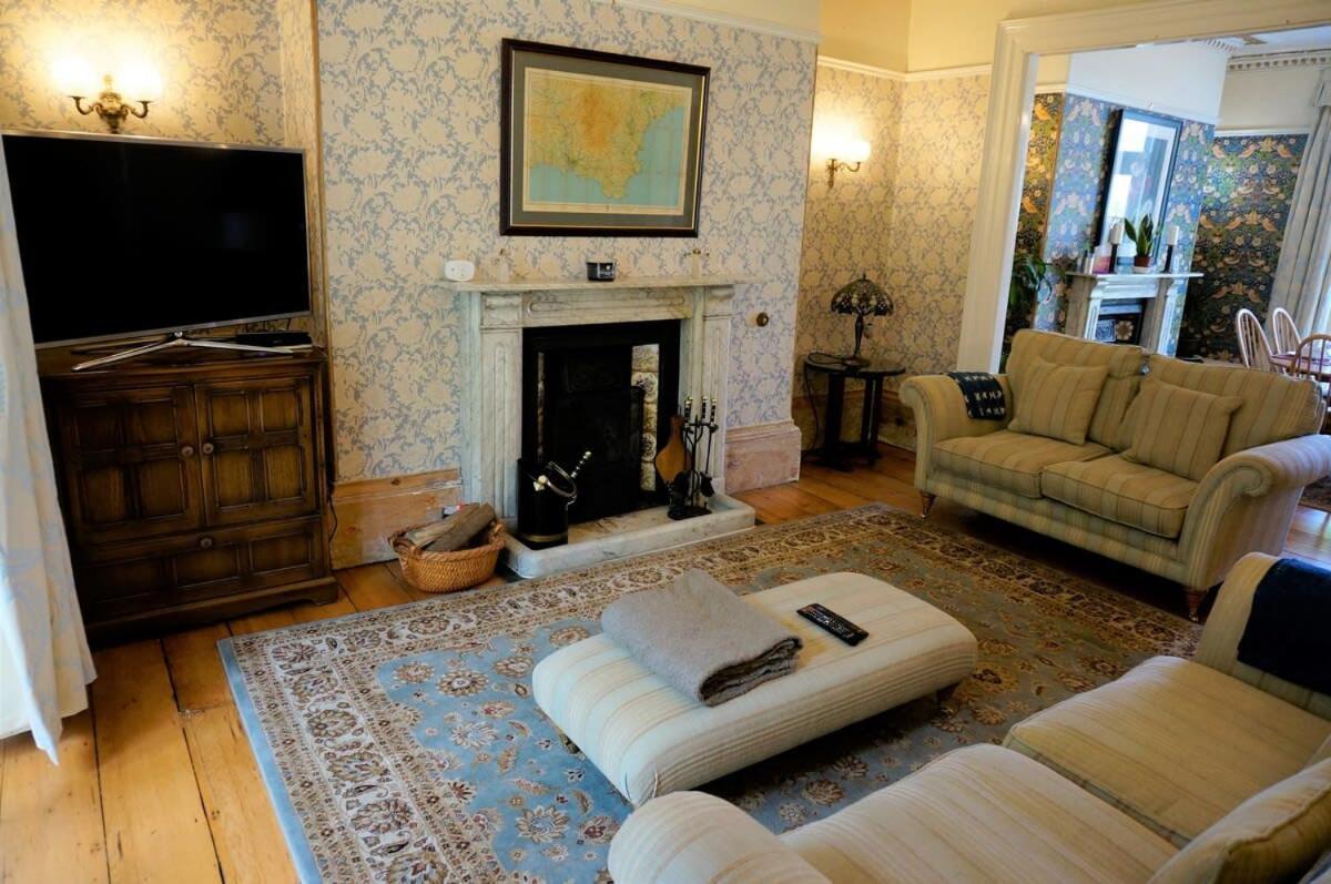 פלימות' Spacious Town House With Swimming Pool מראה חיצוני תמונה