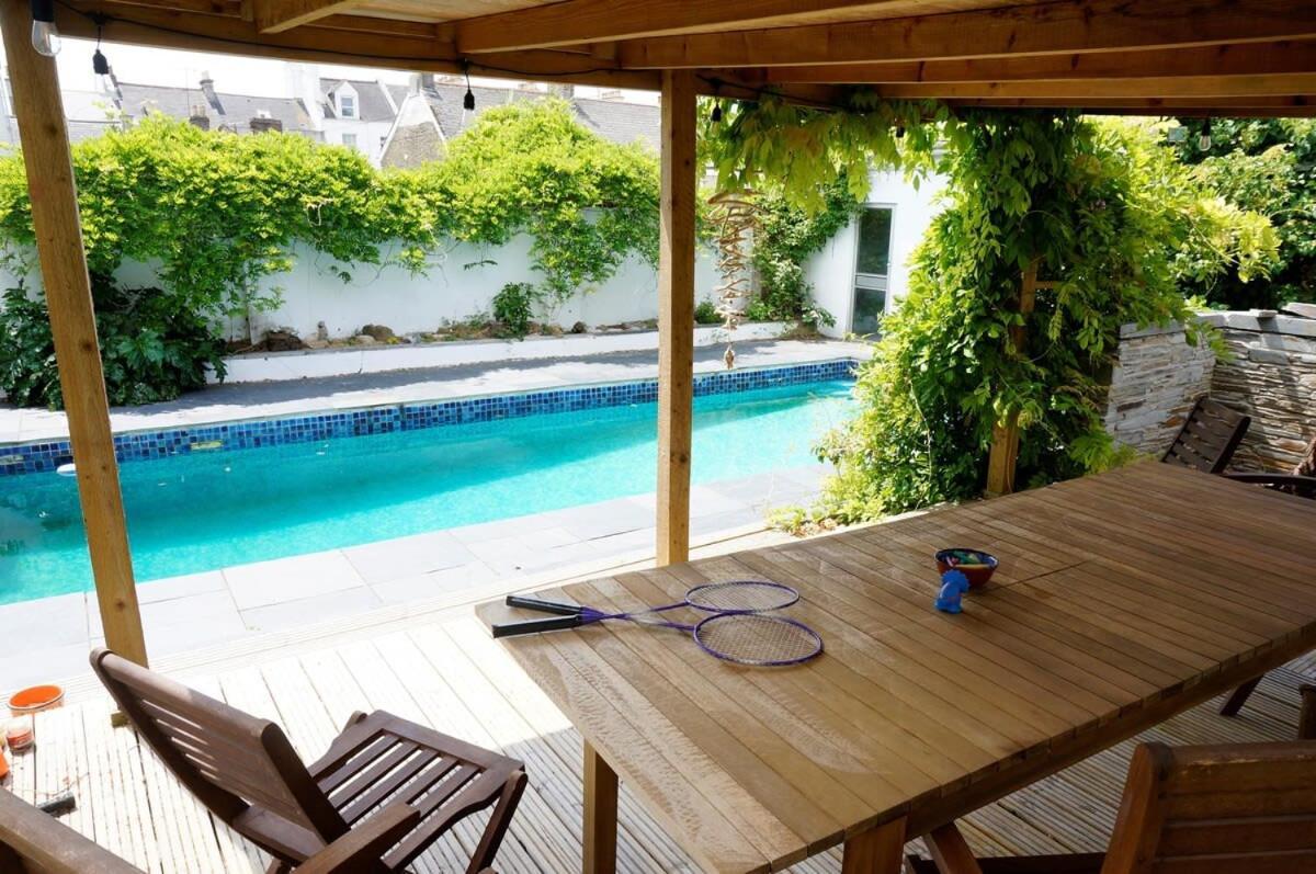 פלימות' Spacious Town House With Swimming Pool מראה חיצוני תמונה